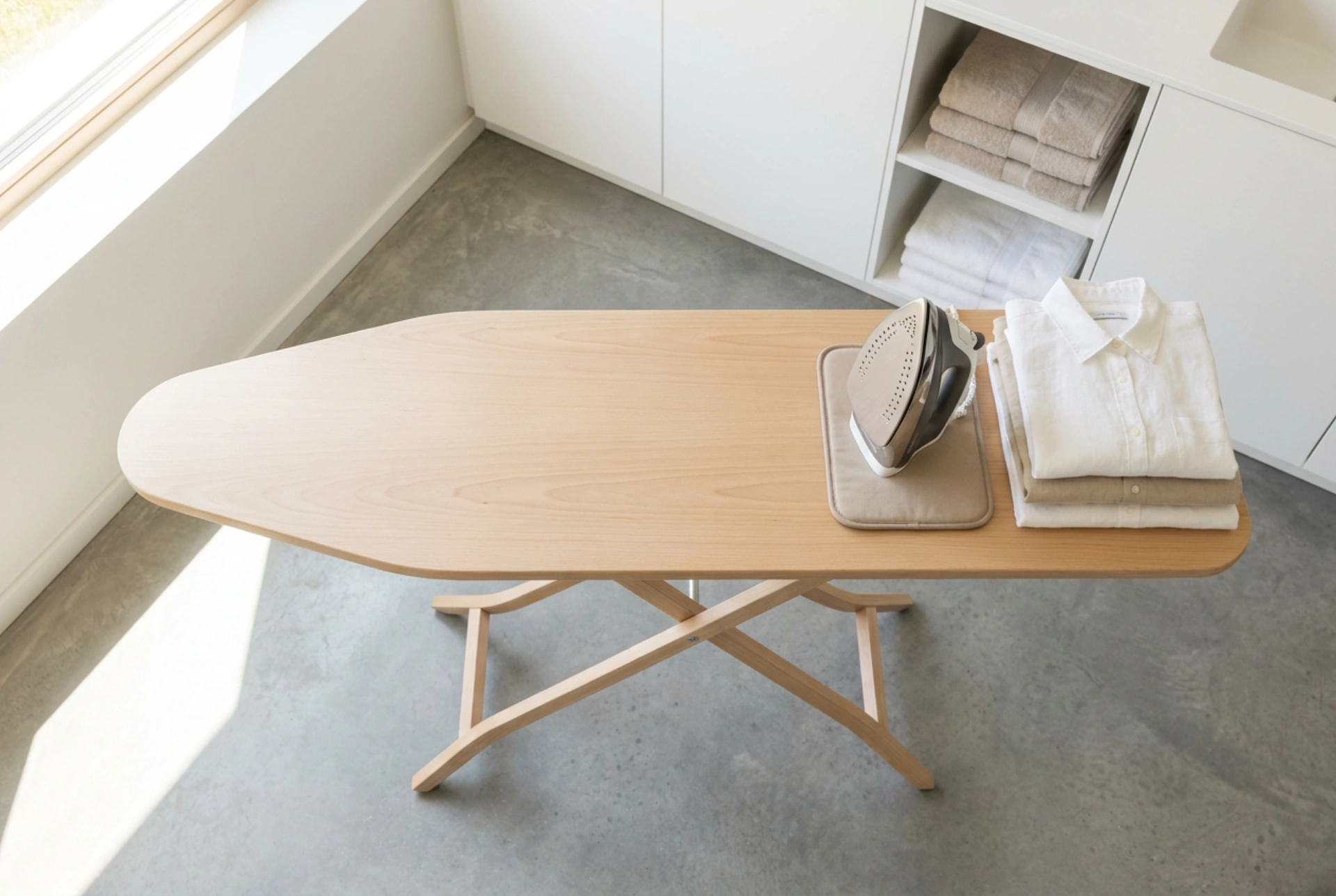 Cómo colocar la tabla y la plancha para planchar más rápido